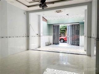 Hẻm thới an 05q12
dt5mx22m nhà 1 lầu 5pn 3wc