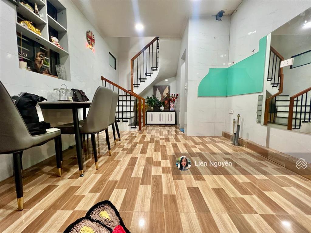 Bán nhà nguyễn đình chiểu, 25m2, 5 tầng 3 phòng ngủ, mặt tiền 3.3m, giá nhỉnh 8 tỉ, ngõ rộng thoáng