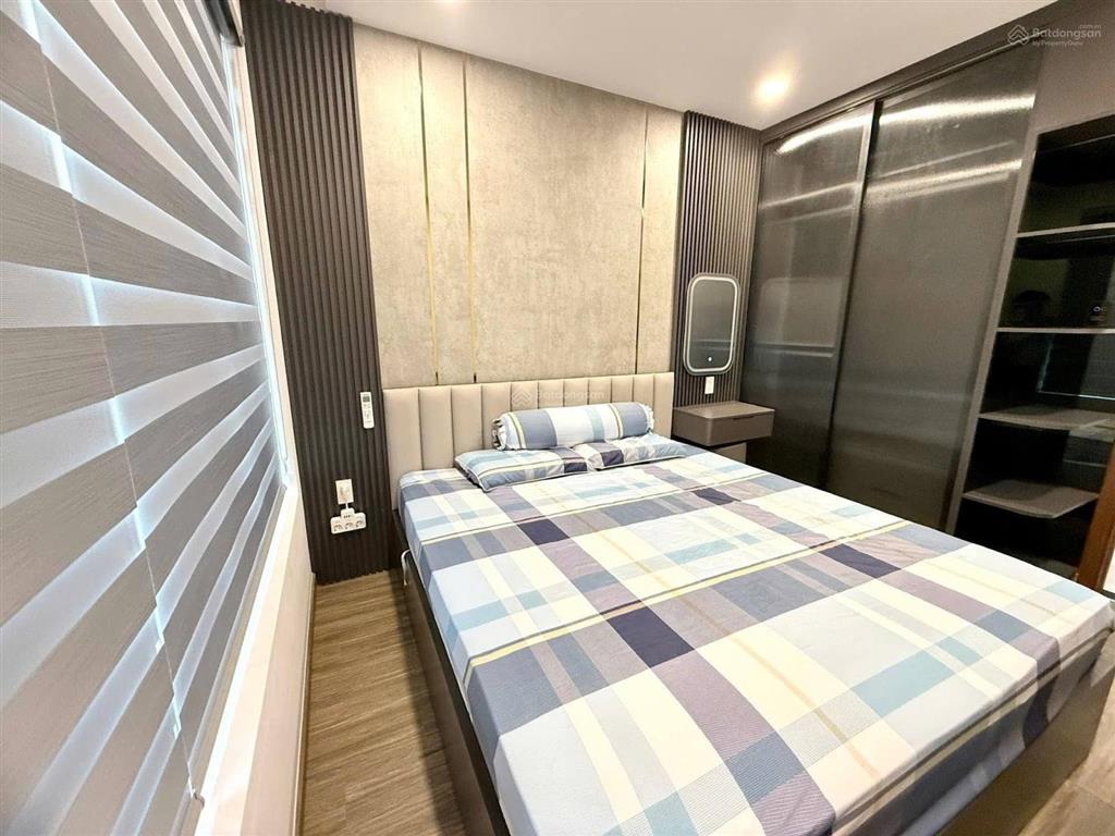 Hạ giá bán nhanh chung cư the era town quận 7, dt 72m2  2pn2wc  full nội thất  shrcc!