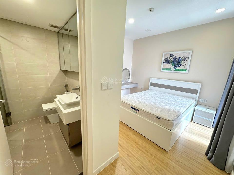Bán nhanh chung cư starlight riverside q6,giá 2 tỷ 350tr dt72m2  2pn2wc  full nội thất  shrcc!