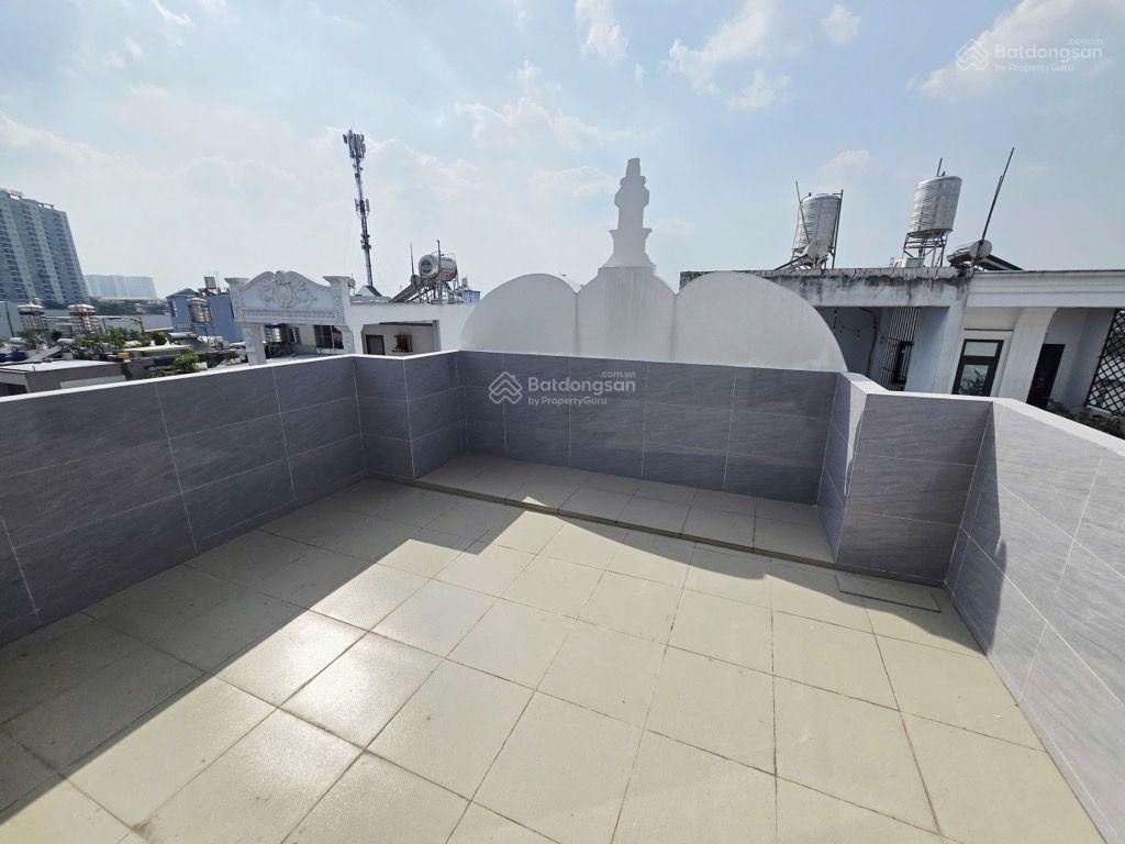 6 ty nhỏ. nhà đẹp quá đi ngang quẹo vô hỏi hương lộ 2. bốn xã. dt 72m2 nở hậu xem muốn mua ở liền