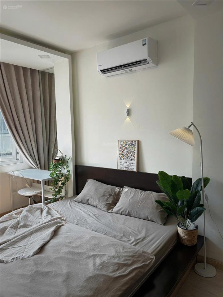 5.6.0.0k giá chốt còn trống 1pn studio  cửa sổ ờ gần vòng xoay dân chủ