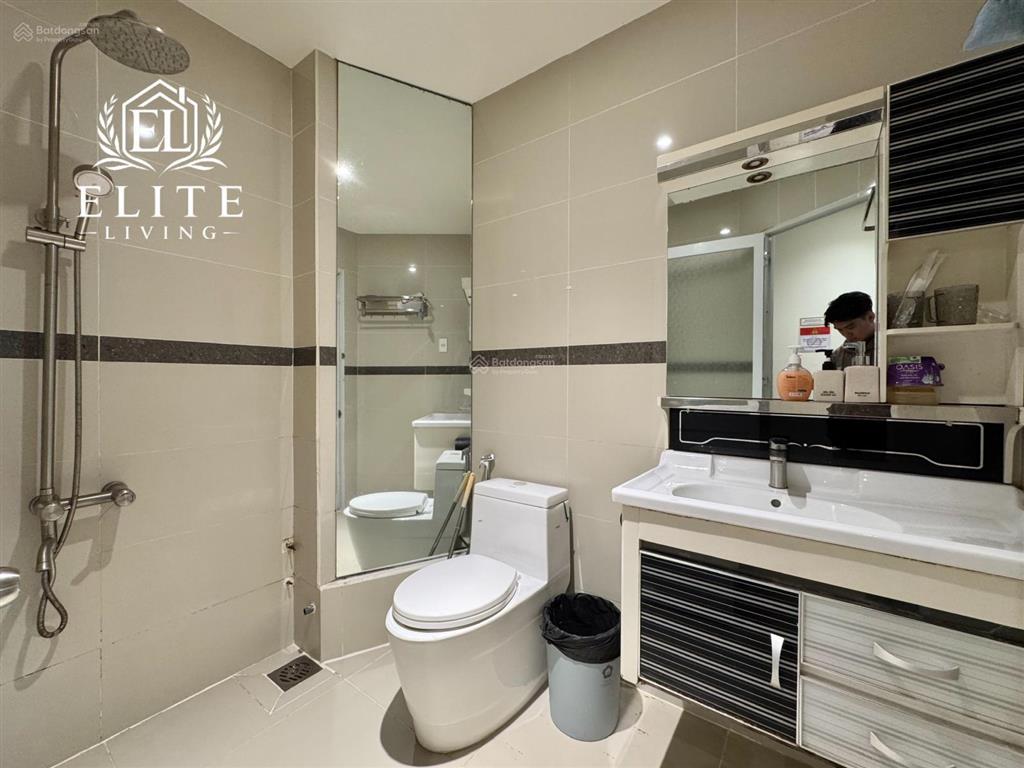 Cho thuê căn hộ dịch vụ 1pn studio có thang máy qua ueh 5 phút đi xe giảm ngay 1 triệu