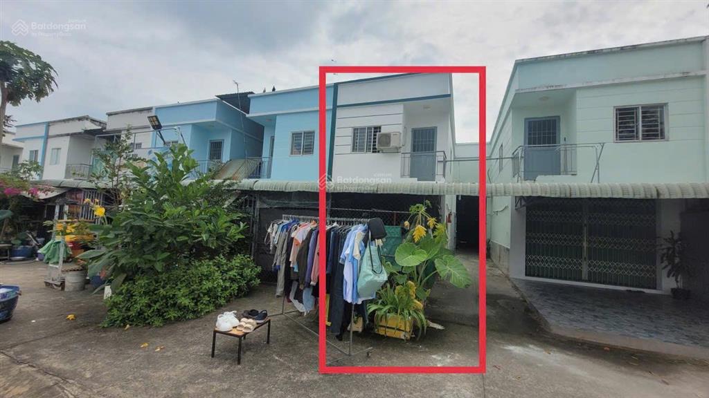 Bán gấp dãy nhà trọ sinh lời ngay  trung tâm kcn bàu bàng