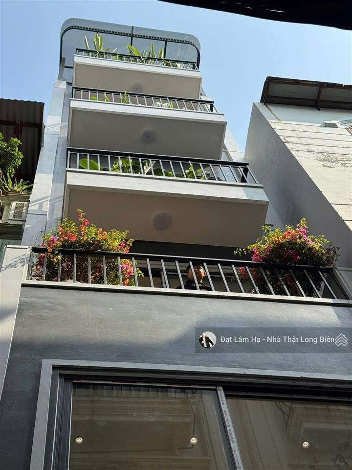 Chính chủ bán nhà bồ đề oto đỗ cửa ngõ ngắn gần đường  45m 6 tầng thang máy  nhà 4 ngủ đủ công nă