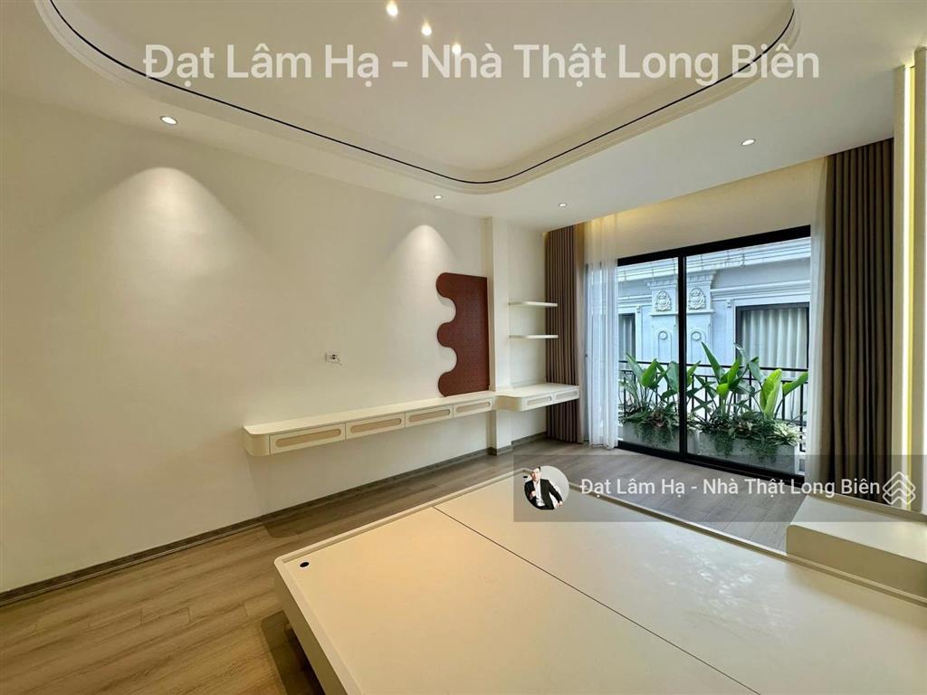 Chính chủ bán nhà bồ đề oto đỗ cửa ngõ ngắn gần đường  45m 6 tầng thang máy  nhà 4 ngủ đủ công nă