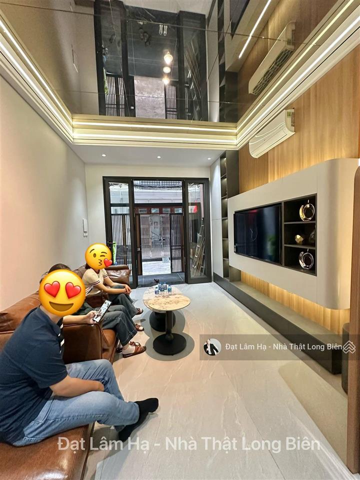 Chính chủ bán nhà bồ đề oto đỗ cửa ngõ ngắn gần đường  45m 6 tầng thang máy  nhà 4 ngủ đủ công nă