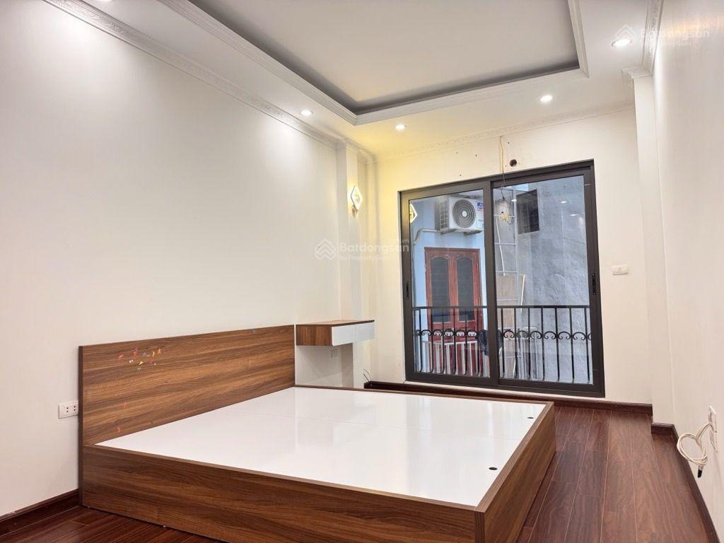 Bán nhà riêng tại yên sở, 5,5 tỷ, 30 m2, 4 tầng, 3pn, 3wc, chính chủ, giá siêu hời