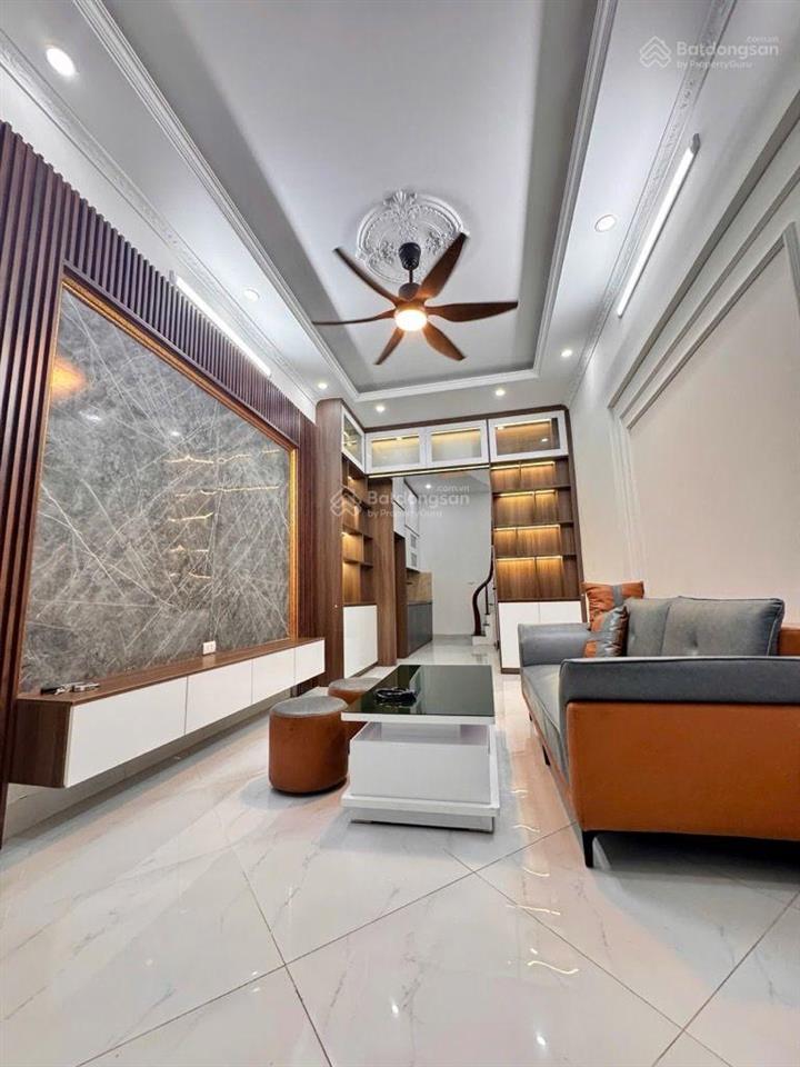 Bán nhà riêng tại yên sở, 5,5 tỷ, 30 m2, 4 tầng, 3pn, 3wc, chính chủ, giá siêu hời