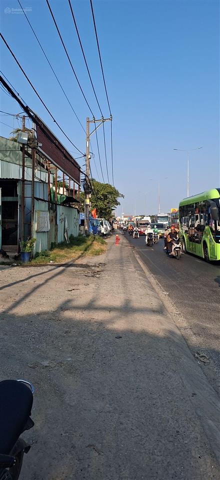 Bán đất 3 mat tiền quốc lô 1a.ngay ubnd q12..sát canh metro. khu dân cư sầm uất .chỉ 60tr/m2