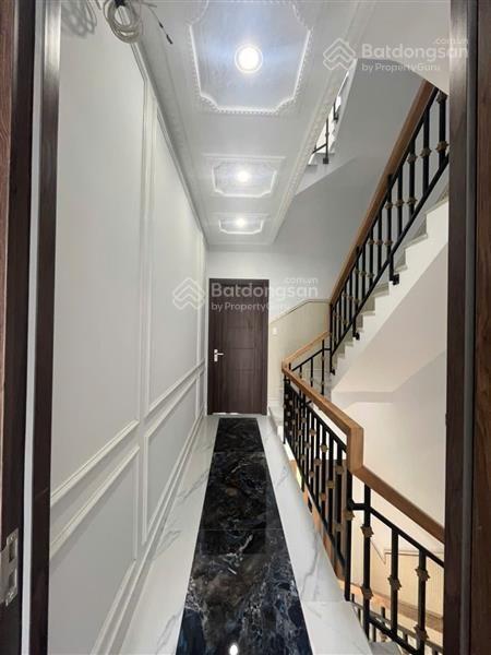 Bán nhà tan cô điển. 5pn..5wc.ngang khủng hoảng 5.2m.huynh tấn phát chỉ 9.5ty tl