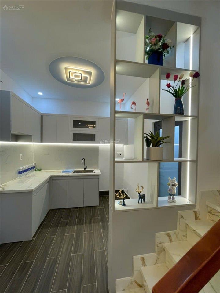 Nhà 3 tầng đẹp  hẻm 1243 lê văn lương phước kiển nhà bè
