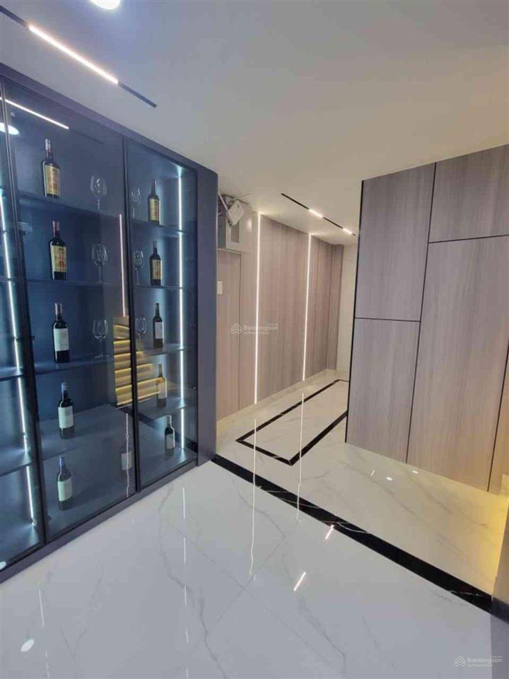 Nhà 1/ hẻm xe hơi thông. lê văn lượng... gò vấp. nhà xây mới 100%
nhà diện tích 4,05x10,6,