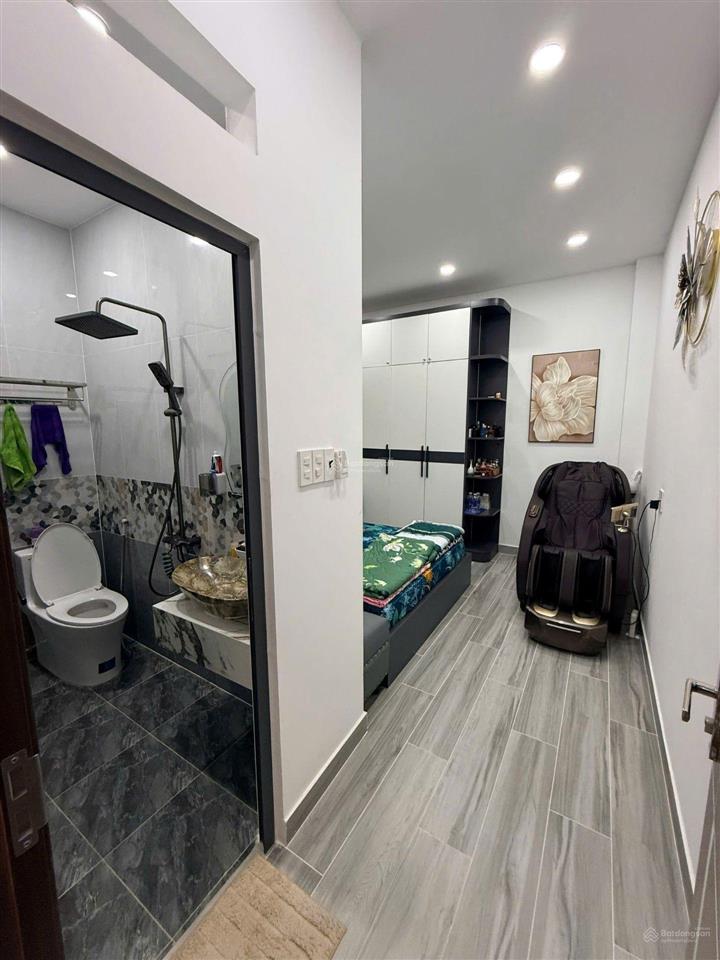 Bán nhà nguyễn văn lượng, vô ở ngay. dt 3.5 x 11.5. kết cấu 4 tầng, 4 phòng ngủ. hxh