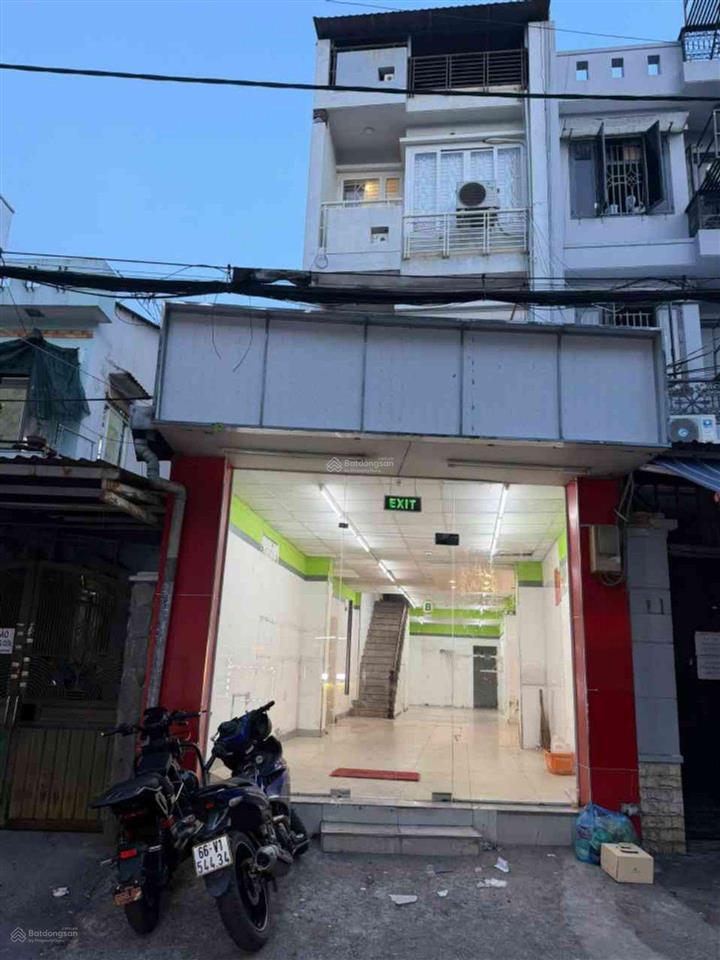 Nhà chính chủ, bán chia tài sản. bán nhà mặt tiền, chợ gò vấp, p. an nhơn  dt 4 x 20m, 4 tầng