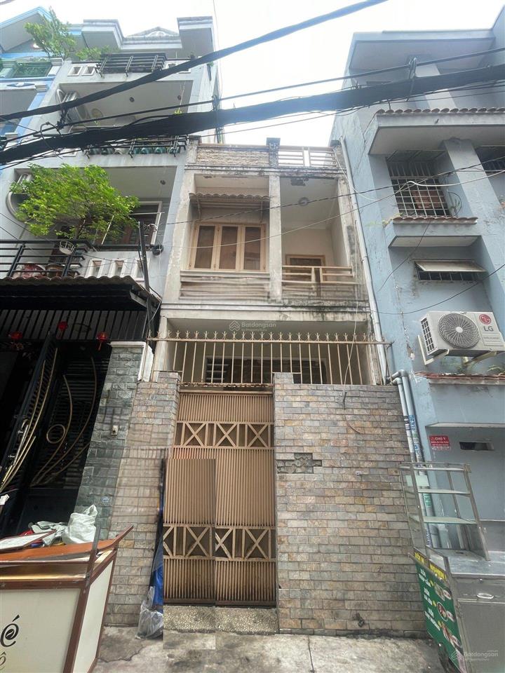 Nhà củ chính chủ gửi. ko qua đầu tư...
siêu phẩm hàng hiếm nhà 2 mặt tiền riêng phan văn trị