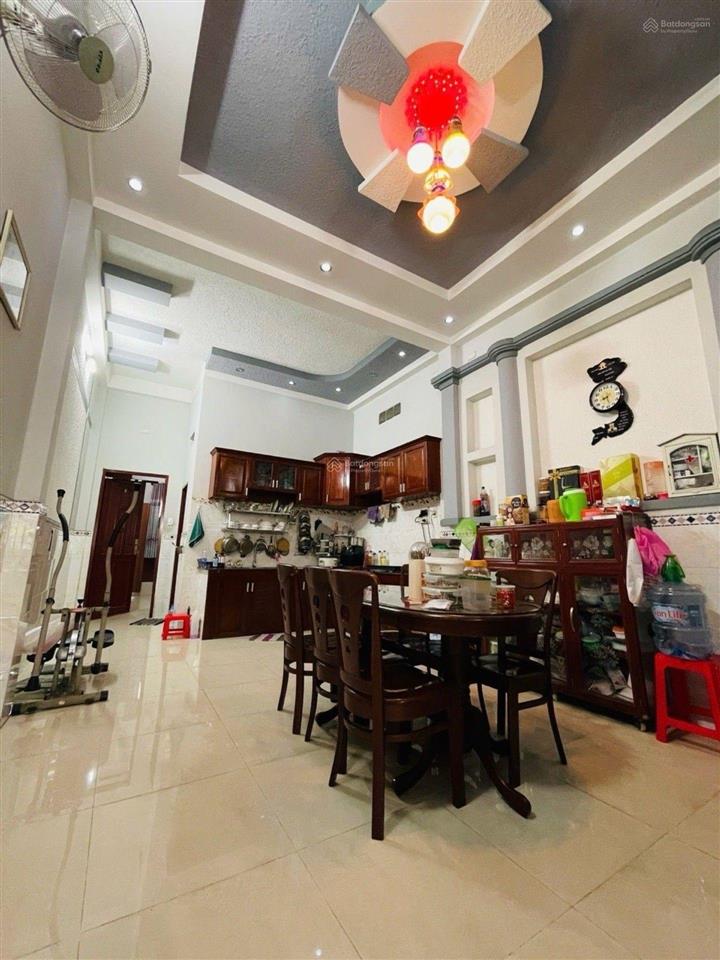 Quận 12 mặt tiền tân thới hiệp 95m g  kinh doanh đa ngành  có phòng ngủ dưới trệt