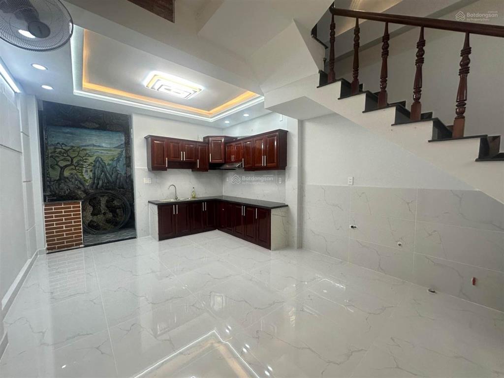 Mặt tiền kinh doanh nhánh lê văn khương  sát vách gò vấp  50m2  4 tầng kiên cố