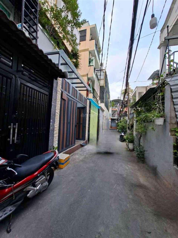 Nhà đẹp gò vấp thống nhất. p.thông tây hội. vị trí vàng đối diện bv hồng đức dt. 4x11