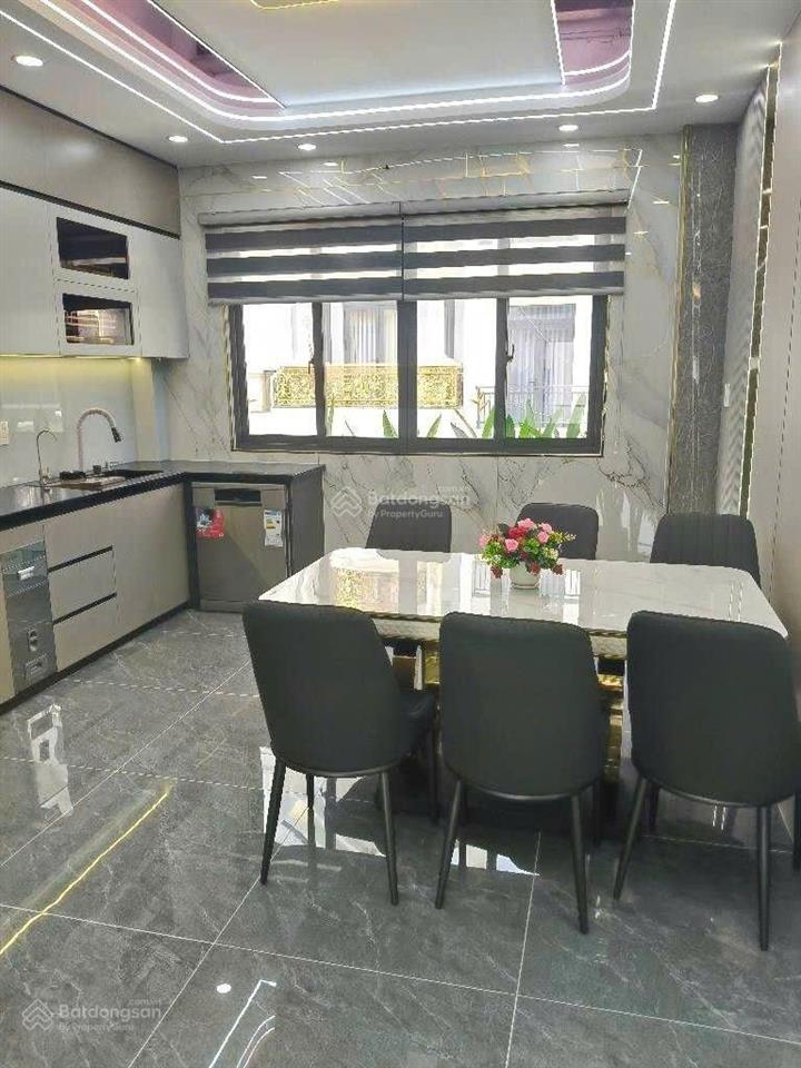 Hẻm xe tải 8m khu phân lô  nhà đẹp lung linh full nội thất giáp metro lê văn khương, 4x13,5