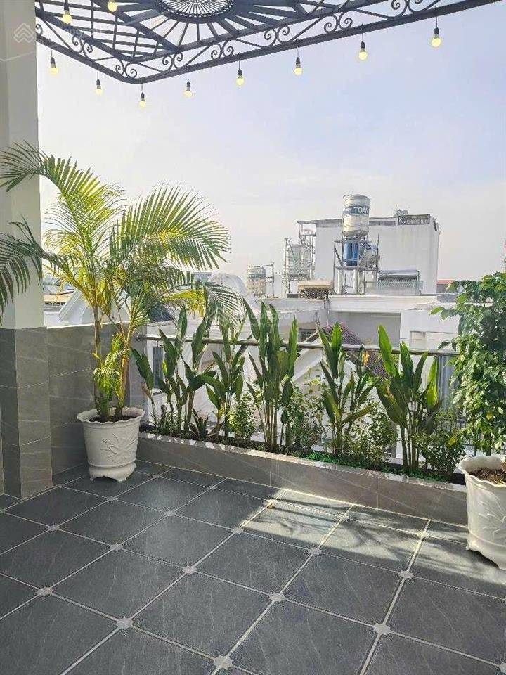 Hẻm xe tải 8m khu phân lô  nhà đẹp lung linh full nội thất giáp metro lê văn khương, 4x13,5