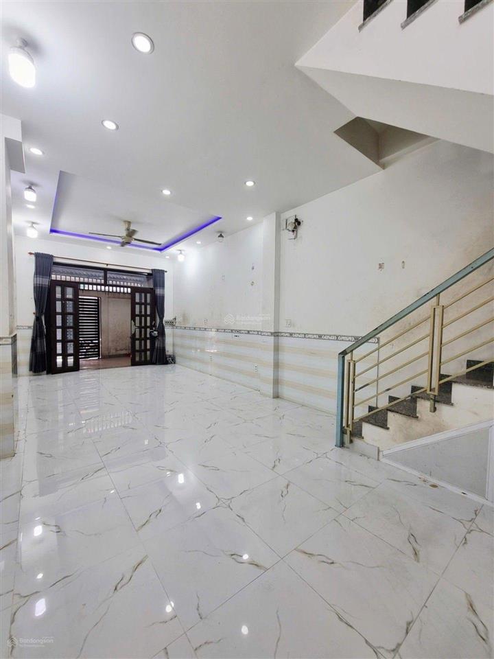 Hẻm xe hơi 5m. thông thẳng một trục  ngay trung tâm tiện ích, sát bv q12 & metro q12.. tth