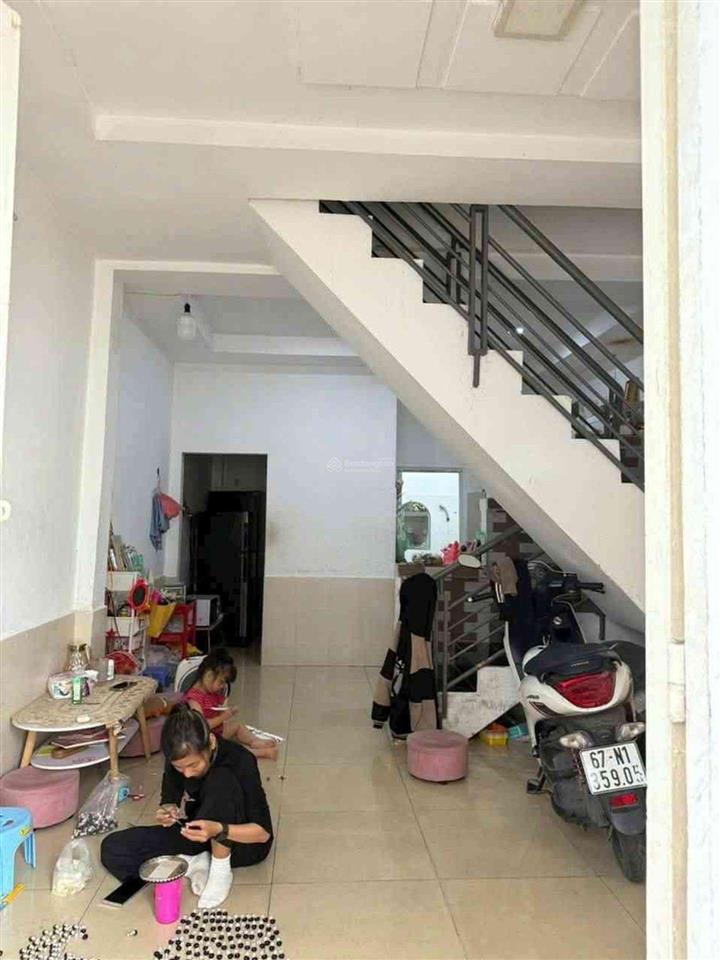 Siêu phẩm 3 tầng gò vấp  hẻm 3m thông thoáng  dt 4.1mx8.2m (34m2)
+hẻm 3m cách 70m ra mặt tiền