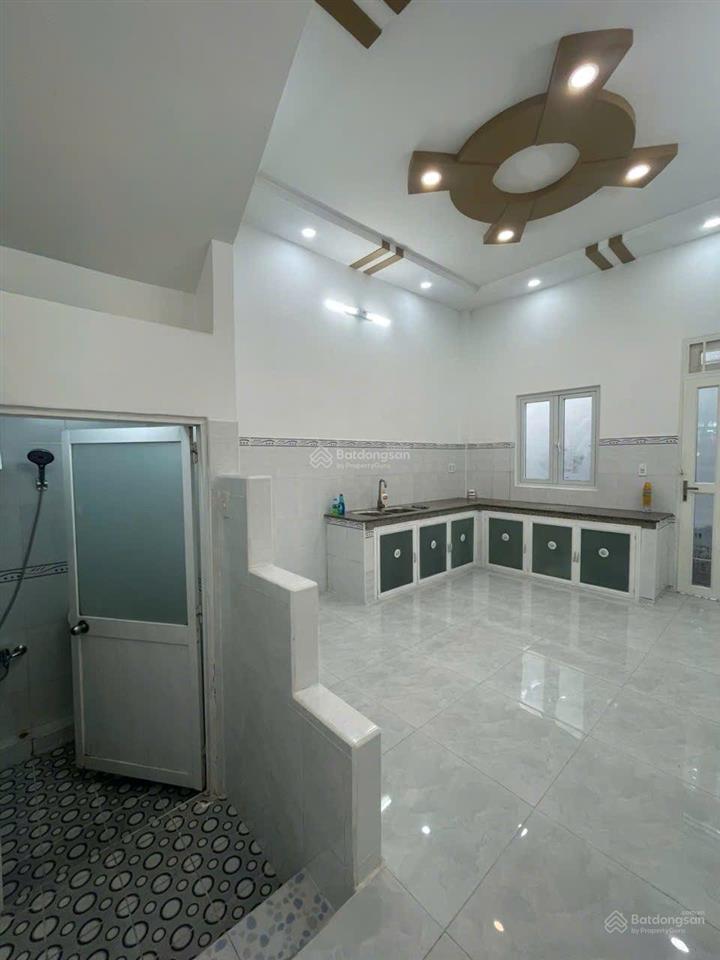 Nhà phạm văn chiêu  phường an hội tây, tp.hcm.
diện tích 4m x 17m, (68m2)
3pn  2wc