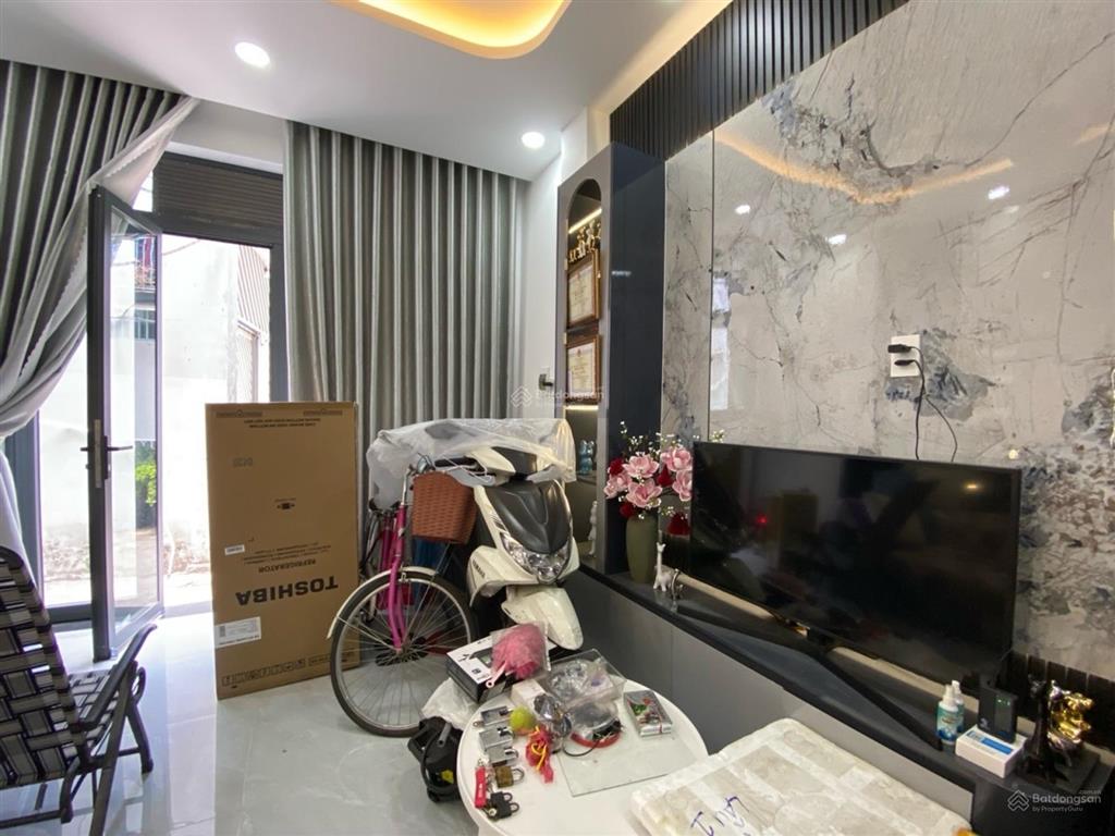 Chu văn an  nhà mới  2 tầng  36m2  nở hậu  6.2 tỷ