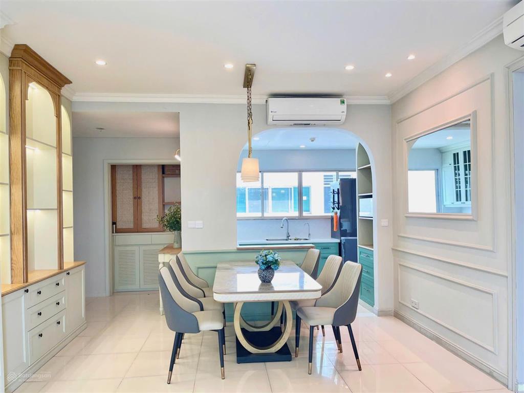 Bán chcc an cư (140m,3pn giá 9,2ty )nguyễn quý đức, nhà đã sữa lại mới, ban công lớn, sẵn slot oto