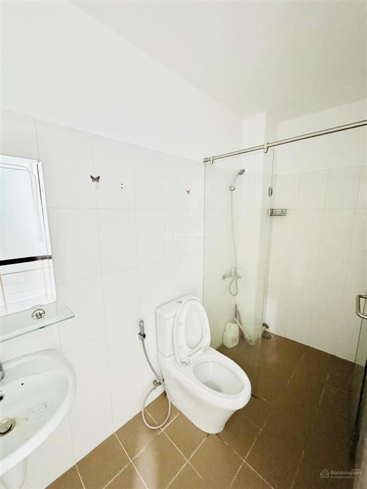 Hiếm ngay khu víp quận 3, đối diện cv tao đàn, 40m2 ( 3.5x12m), nhà btct, hẻm thông