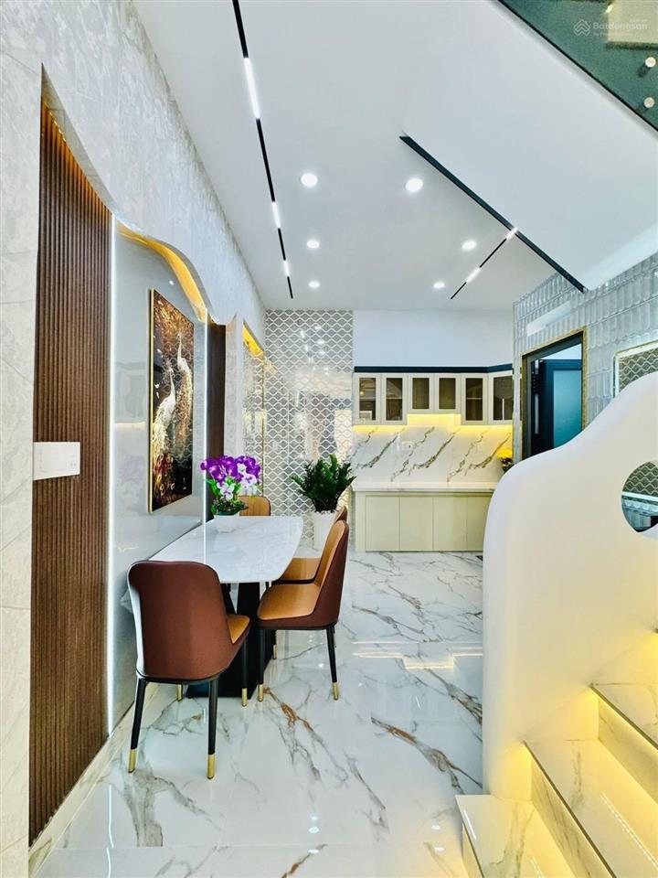 Mặt tiền hẻm kinh doanh siêu đỉnh, hxh quay đầu, nhà mới đẹp ở luôn, 20m ra nguyễn kim, khúc 3/2