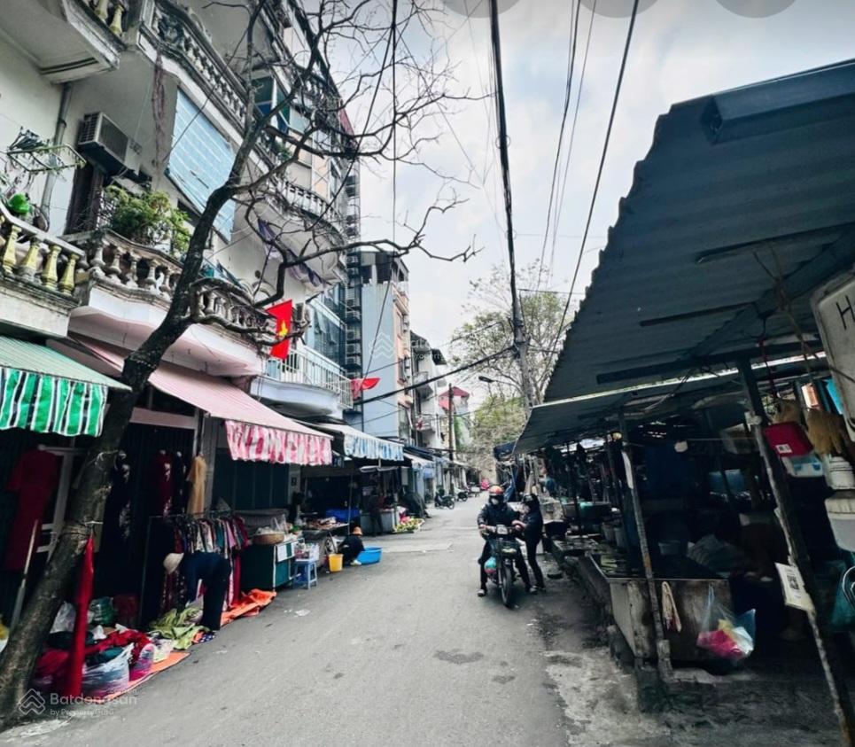 Bán nhà riêng tại 69b hoàng văn thái, giá cực chất 20 tỷ, 61.3m2
