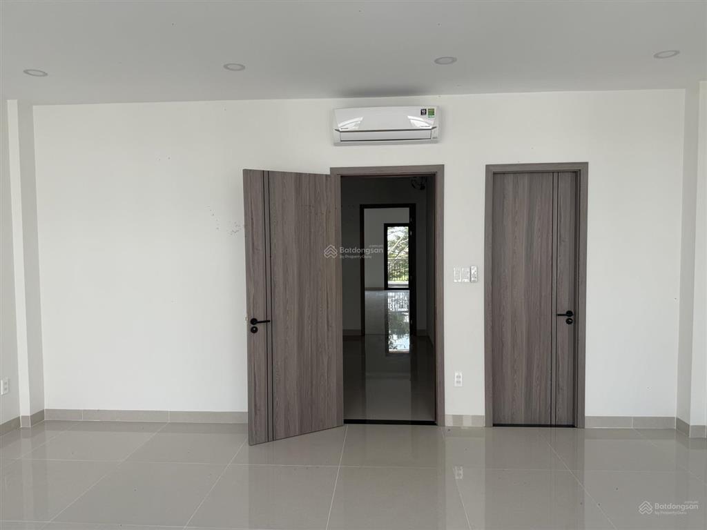 Cho thuê nr 6pn + 7wc, 450m2 tại khu dân cư khang an, 35 triệu vnd tiện làm vp công ty kết hợp ở.