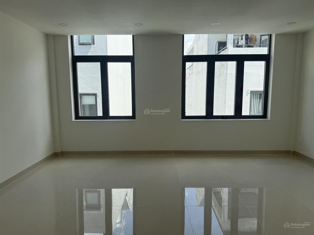 Cho thuê nr 6pn + 7wc, 450m2 tại khu dân cư khang an, 35 triệu vnd tiện làm vp công ty kết hợp ở.