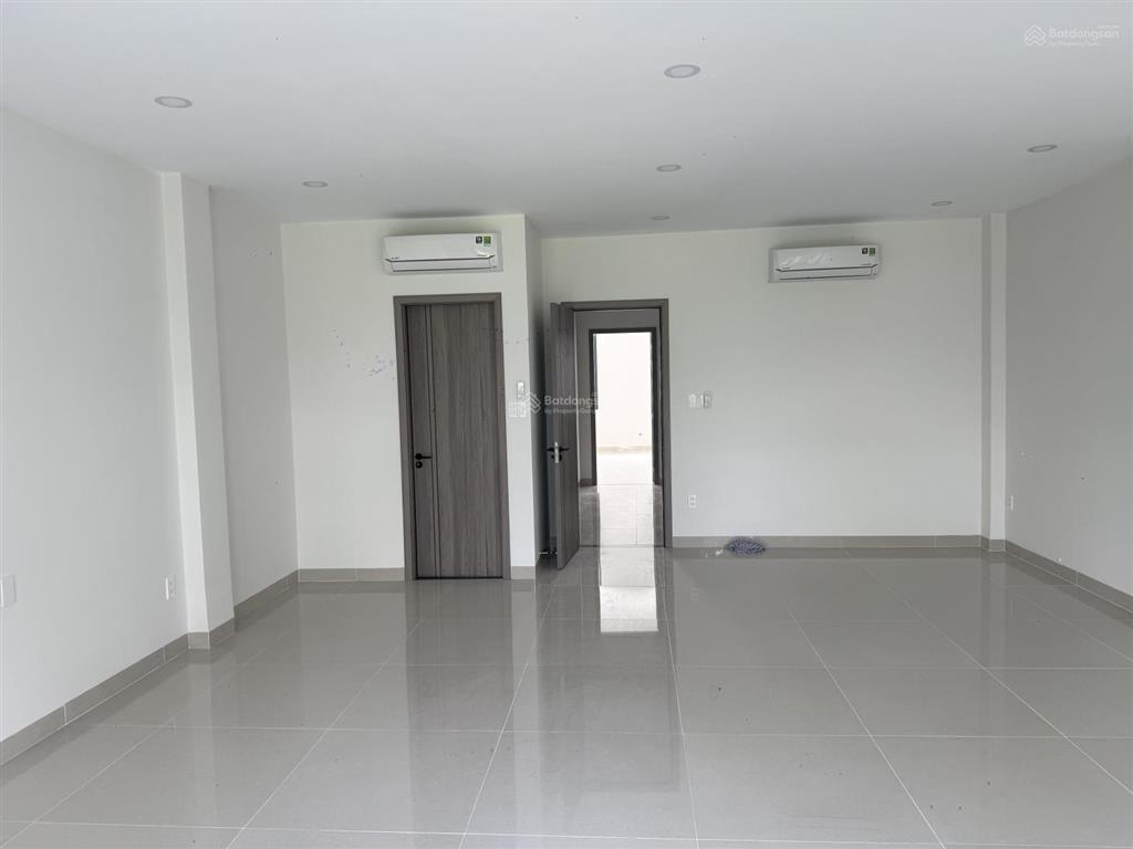 Cho thuê nr 6pn + 7wc, 450m2 tại khu dân cư khang an, 35 triệu vnd tiện làm vp công ty kết hợp ở.