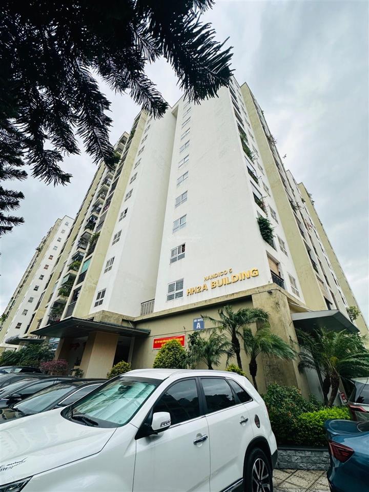 Bán chung cư gia thuỵ  562 nguyễn văn cừ 82m2 giá 6.8 tỷ. chính chủ