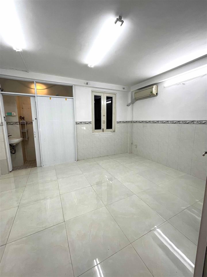 Cực hiếm nhà linh đông thủ đức 50m 3 tầng ở ngay hẻm rộng 8m chỉ 6.x tỷ sát phạm văn đồng