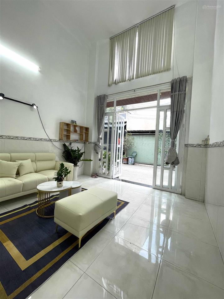 Cực hiếm nhà linh đông thủ đức 50m 3 tầng ở ngay hẻm rộng 8m chỉ 6.x tỷ sát phạm văn đồng