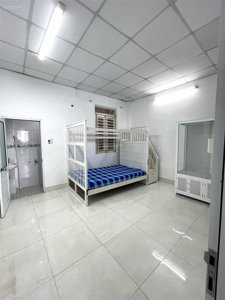 Cực hiếm nhà linh đông thủ đức 50m 3 tầng ở ngay hẻm rộng 8m chỉ 6.x tỷ sát phạm văn đồng