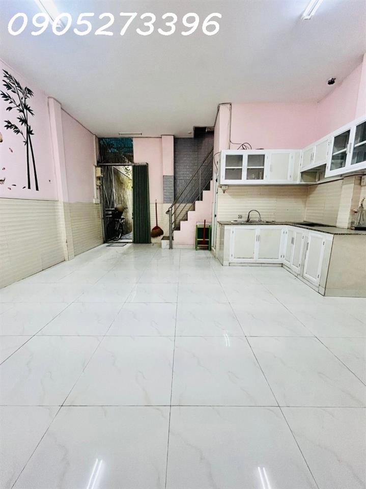 CHÍNH CHỦ BÁN NHÀ ĐẸP GIÁ RẺ - 35M2 - NHỈNH 3 TỶ