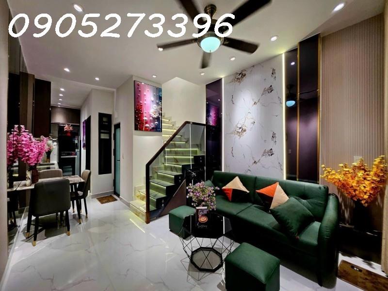 TRUNG TÂM GÒ VẤP - 1 SẸC THẲNG RA MẶT TIỀN 30M - NHÀ MỚI ĐẸP 3 PHÒNG NGỦ ( CÓ PHÒNG NGỦ
