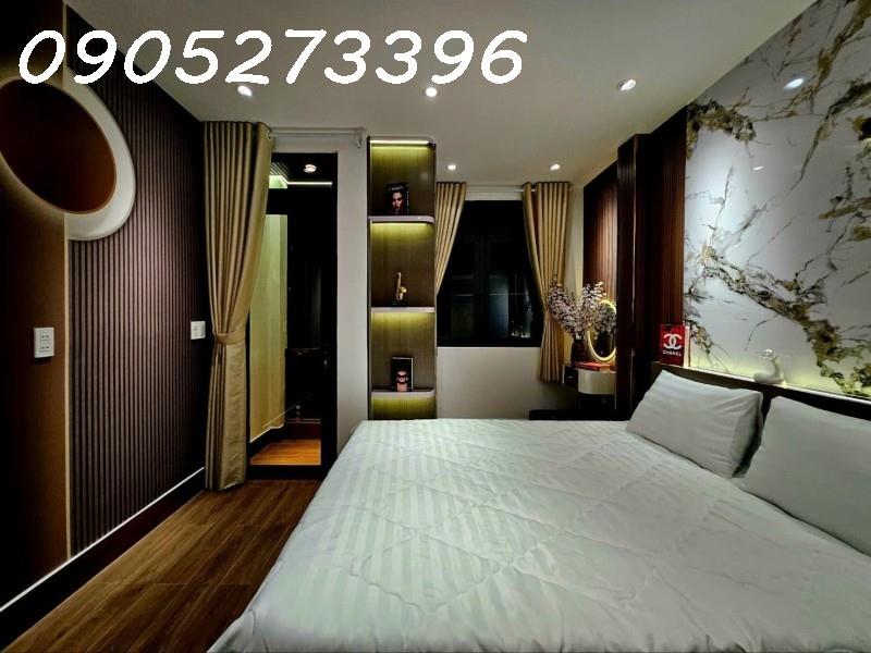 TRUNG TÂM GÒ VẤP - 1 SẸC THẲNG RA MẶT TIỀN 30M - NHÀ MỚI ĐẸP 3 PHÒNG NGỦ ( CÓ PHÒNG NGỦ