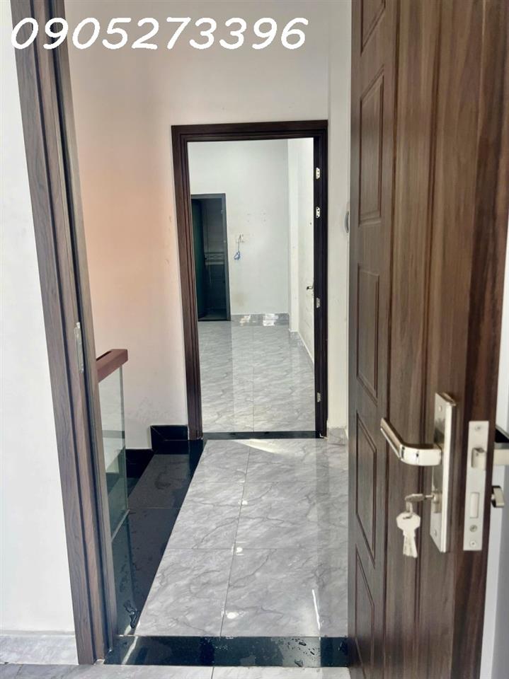 SÁT MẶT TIỀN ÂU CƠ - PHƯỜNG 10 - TÂN BÌNH - 52M2 - 3 PHÒNG NGỦ - MỚI ĐẸP Ở LUÔN - CHỈ