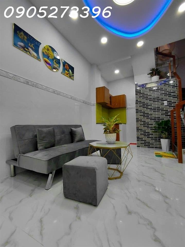 GẤP BÁN - GIÁ TỐT - NHÀ ĐẸP Ở NGAY - 3 TẦNG - GẦN MẶT TIỀN - HẺM XE HƠI ĐỖ CỬA - CHỈ 4.5