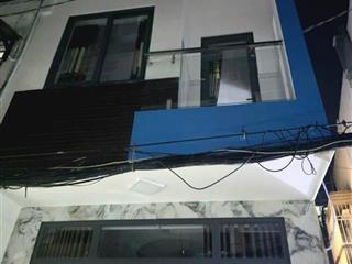 GẤP BÁN - GIÁ TỐT - NHÀ ĐẸP Ở NGAY - 3 TẦNG - GẦN MẶT TIỀN - HẺM XE HƠI ĐỖ CỬA - CHỈ 4.5