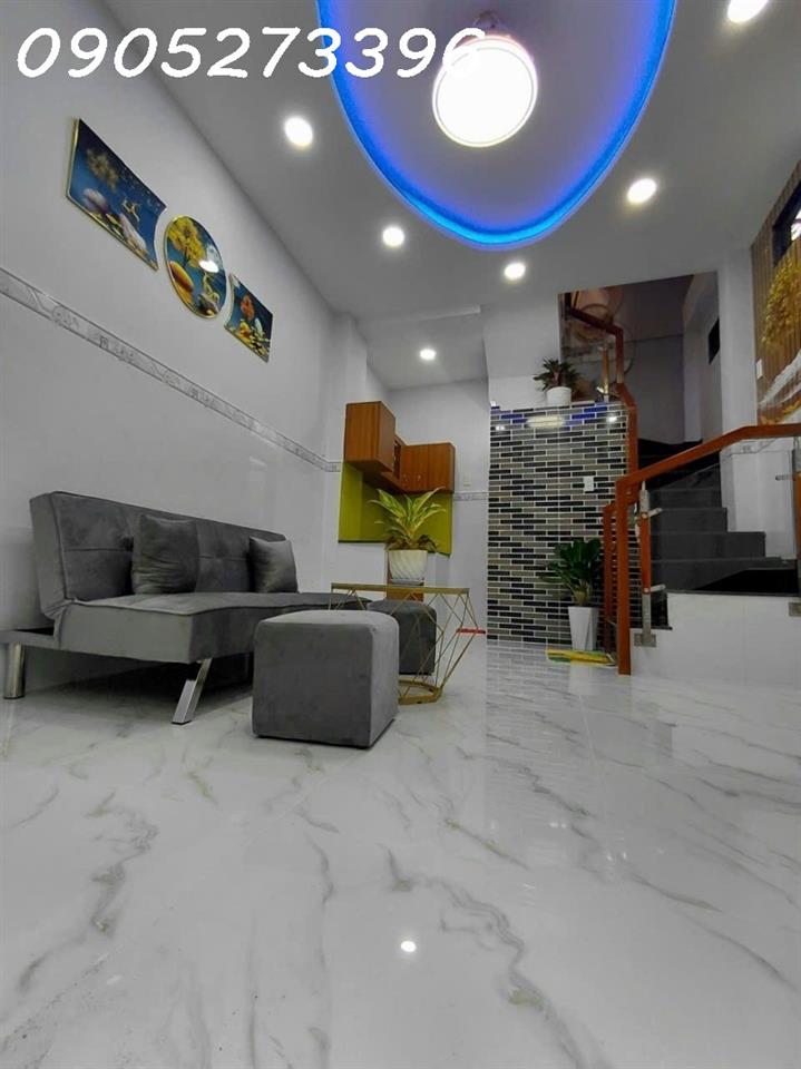 GẤP BÁN - GIÁ TỐT - NHÀ ĐẸP Ở NGAY - 3 TẦNG - GẦN MẶT TIỀN - HẺM XE HƠI ĐỖ CỬA - CHỈ 4.5