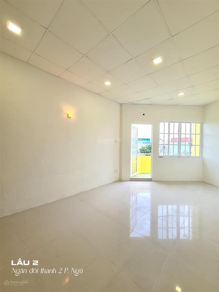 Chỉ 9,8 tỷ, mặt tiền đại lộ nguyễn văn linh q. 7, ngang 8.9m dài 10m