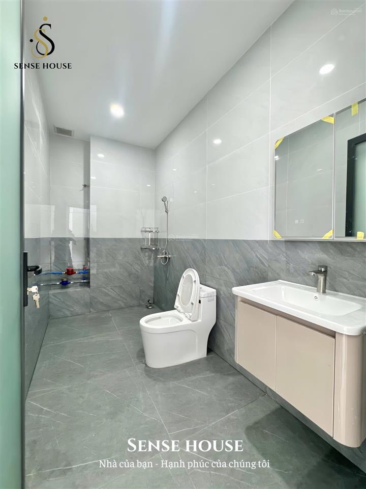 Cho thuê căn hộ 1pn | ban công| 60m2 | đường trịnh đình thảo | full nội thất
