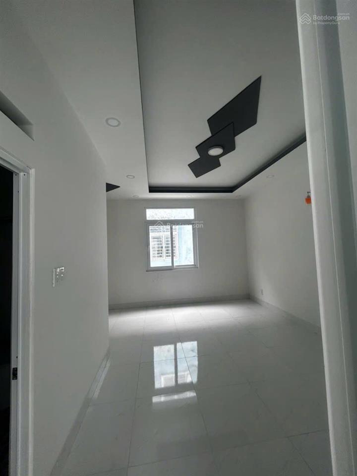 Bán nhà đô thị phúc an city 5x15 ( nhà 1 trệt 2 lầu ,sổ hồng riêng)
giá 3ty100tr